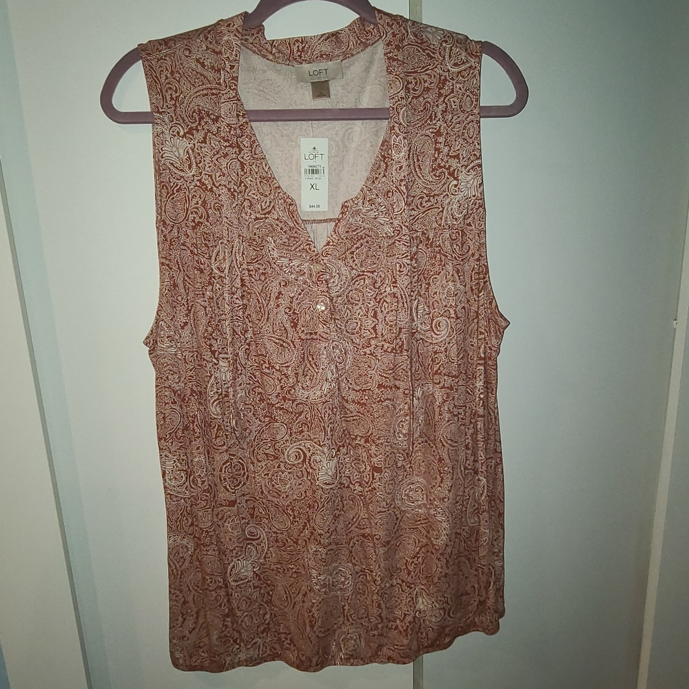Loft Sleeveless top